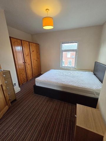 21 Heatherbell Street, Belfast, BT5 4SP - Photo 4