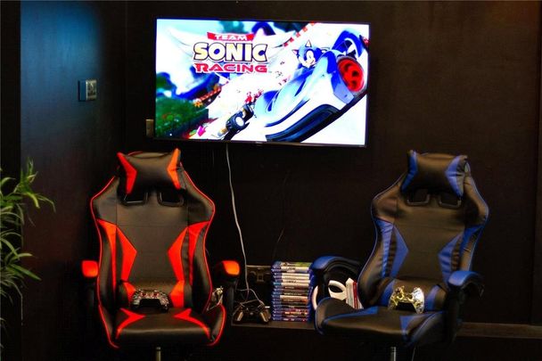 Studio to rent - Photo 1