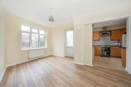 Arnold Crescent, TW7, London - Photo 3