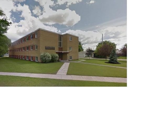 635 Watt | 635 Watt Street, Winnipeg - Photo 1