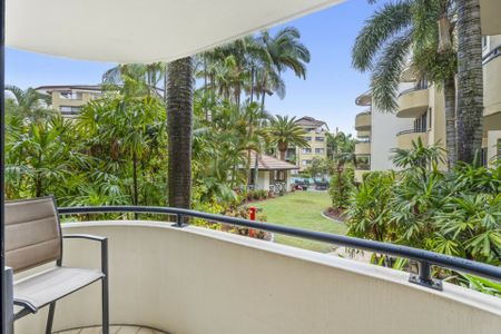 MODERN 2-BEDROOM UNIT - LOCATION. LIFESTYLE. LIVABILITY - Photo 4