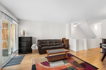For Lease - 241 Lyon Street, Ottawa Centre, Ontario - Photo 3