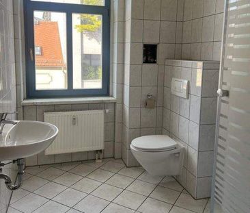 Perfekte Wohnung mit Wohlfühlcharakter, schönem Balkon und Tageslic... - Foto 1