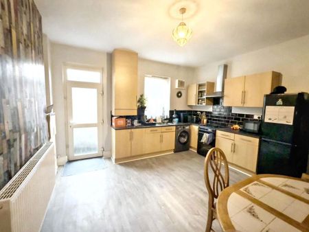 Marshall Wallis Road, ., South Shields, Tyne and Wear, NE33 5PR - Photo 5