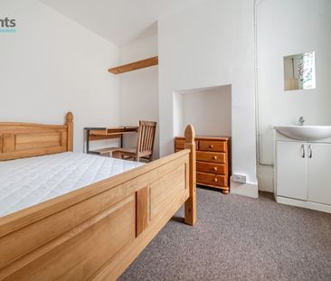 5 bedroom terraced house to rent - Photo 5