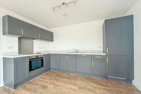 2 bedroom flat to rent - Photo 4