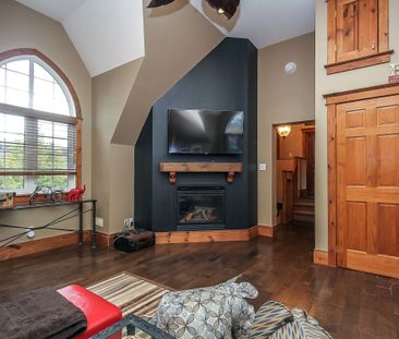 For Lease - 145 Snowbridge Way, Blue Mountains, Ontario - Photo 2