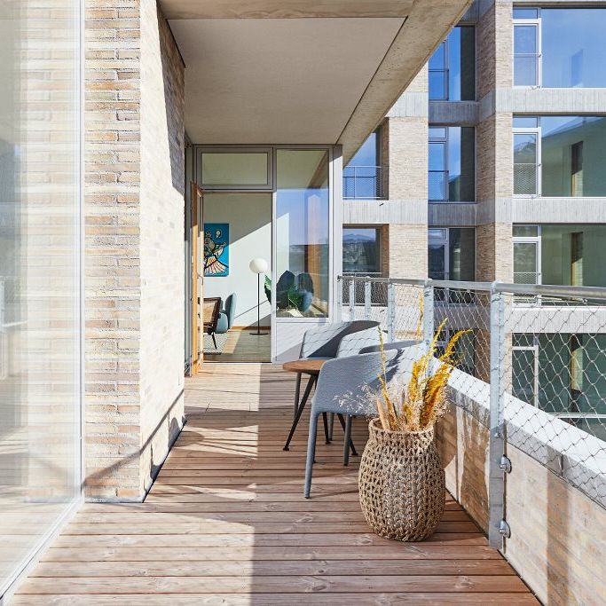 Eftertragtet stor 4-værelses med kæmpe privat tagterrasse i Tuborg Bakkedrag - Photo 1