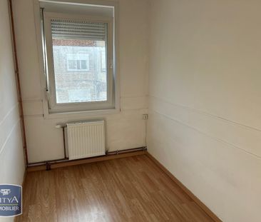 Location Maison 4 pièces 66m² LILLERS 62190 - Photo 2