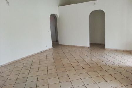 Location Maison 4 pièces 106m² - Photo 5