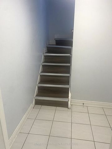 For Lease - 35 Pachino Boulevard, Toronto, Ontario - Photo 2