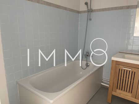 Location Appartement 2 pièces 57m² MARSEILLE 11ème - Photo 5