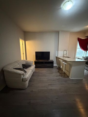 178 Clarence St - Photo 4