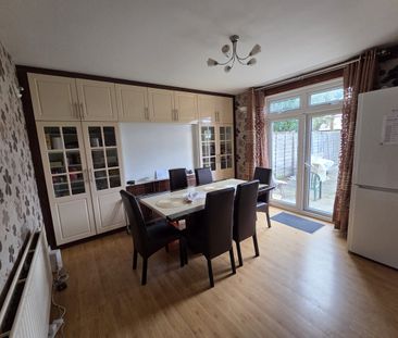 Island Road, Mitcham, CR4 3 - Photo 5