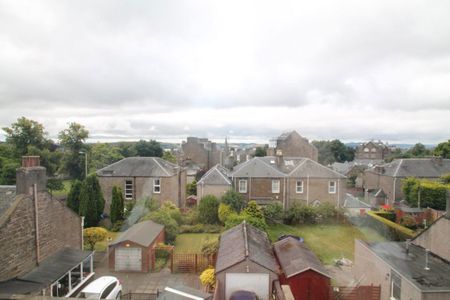 Janefield Place, Dundee - Photo 2