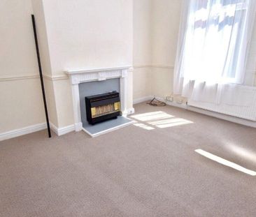 2 Bed Terraced House, Aberdeen Road, LS12 - Photo 2