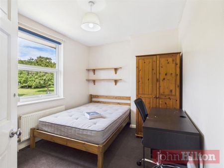 The Highway, Brighton - Photo 5