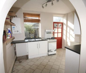 2 bedroom terraced house to rent - Photo 5