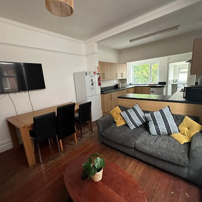 7 bedroom house to rent - Photo 1