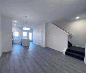 Alwood Point — 3 Bedrooms 2.5 Bathrooms - Photo 6