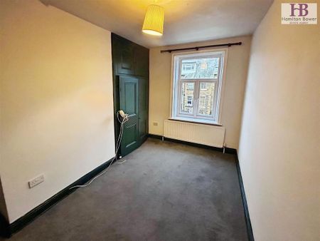 3 bedroom terraced house to rent - Photo 5