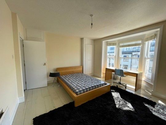 3 bedroom apartment to rent - Photo 1