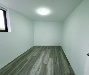 Great Location - Photo 2