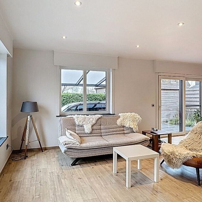 Woning te huur in Adegem voor € 1.150 met 3 slaapkamers - Photo 1