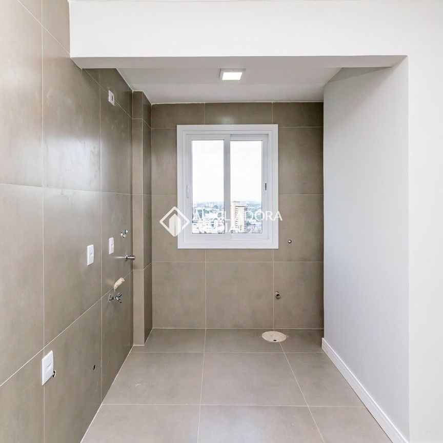 Cobertura com 4 quartos e 331m² para alugar em Marechal Rondon, Canoas. - Photo 1