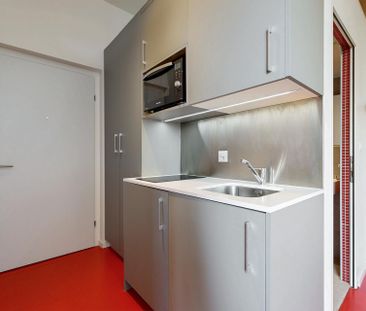 Pratique et meublé - bon TL CHF 300.00 offert ! - Photo 3