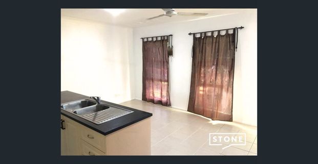 Contemporary 1-Bedroom Unit in Berrinba - Photo 1