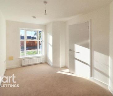 2 bedroom terraced house to rent - Photo 3