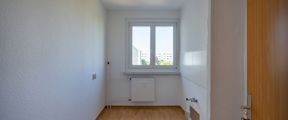 Ihre Familienwohnung mit tollem Ausblick vom Balkon. - Photo 1