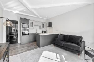 2 BEDROOM Apartment - Second Floor - Photo 4