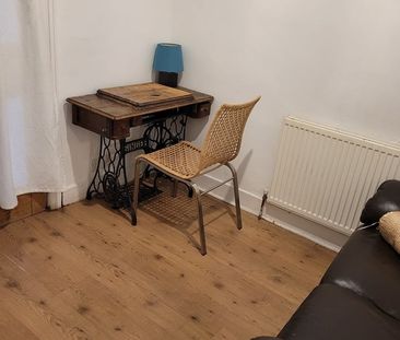 Room in a Shared House, Mostyn Avenue, HA9 - Photo 6