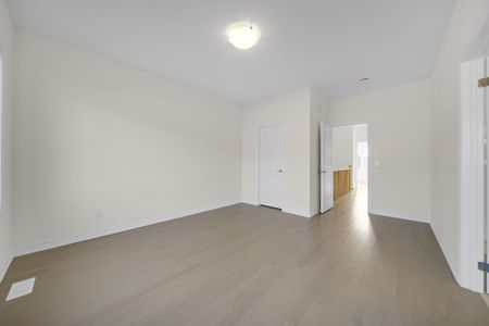 For Lease - 7 Harvey Bunker Crescent, Markham, Ontario - Photo 5