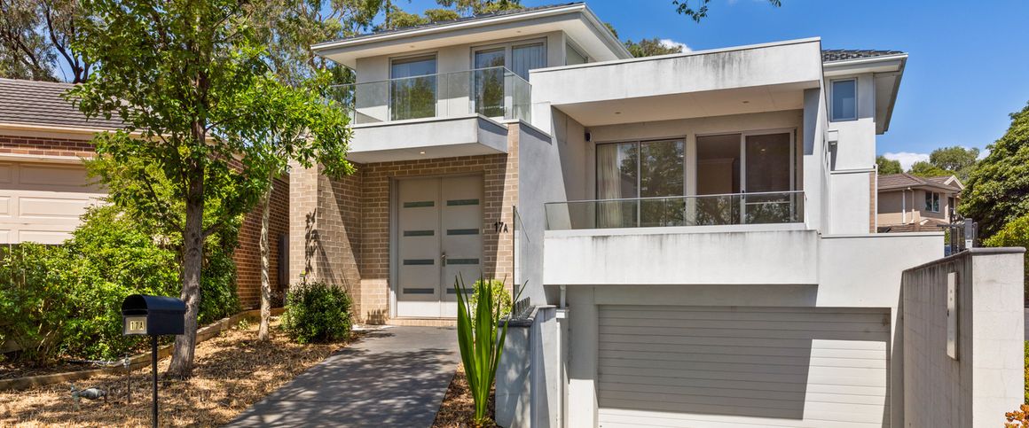 Spacious Family Living in the Mount Waverley Secondary College Zone - Photo 1