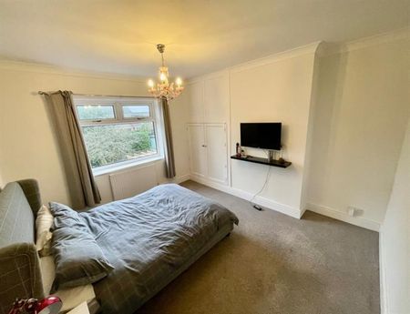 3 Bedroom Semi Detached To Let - Photo 4