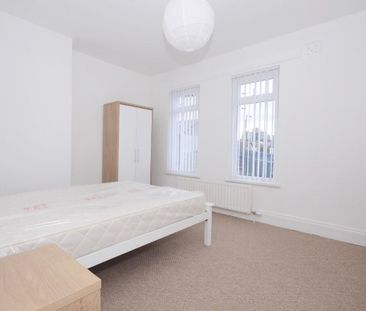 103 Donegall Avenue, Belfast BT12 6LT - Photo 6
