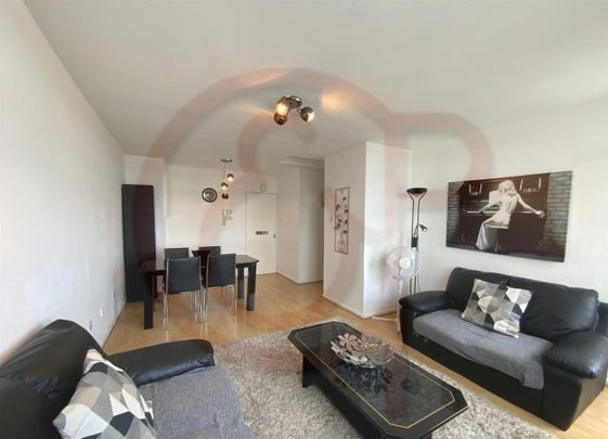 Campden Hill Towers, Notting Hill Gate, W11, London - Photo 1