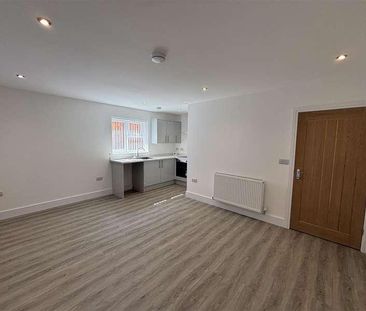 Frearson Close, Eastwood, Nottingham, NG16 - Photo 2