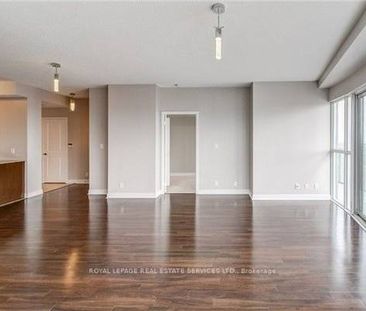 Hurontario / Burnhamthorpe Luxurious 2Bdrm Open Concept High Ceilings - Photo 1