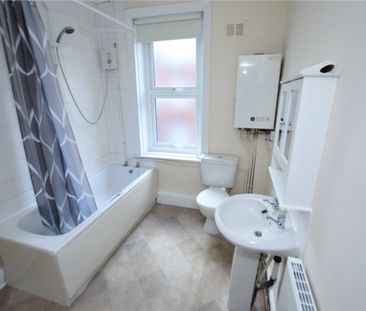 Recreation Place, Leeds, West Yorkshire, LS11 - Photo 4