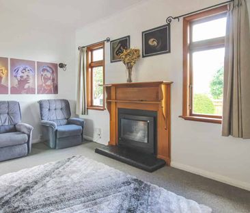 Family Home in Levin! - Photo 2