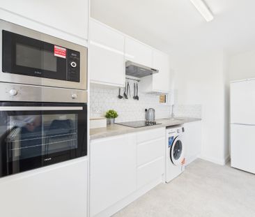 Ravensbourne Road, Bromley, BR1, London - Photo 2