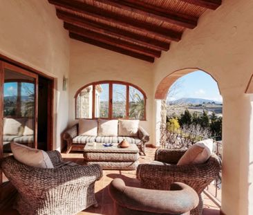 SPACIOUS FINCA FOR RENT with 5 bedrooms in Benissa - Photo 3