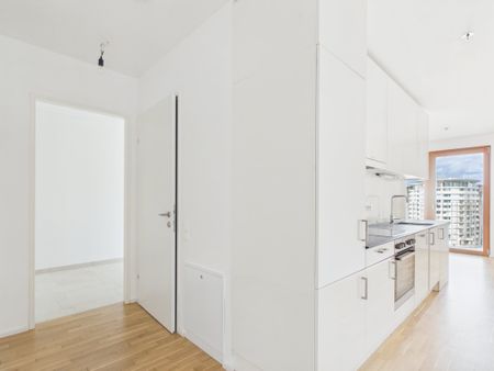 Dein Besichtigungstermin: Jetzt online buchen! 1 Zimmer-Apartment mit separatem Badezimmer| 16. OG mit Lift | Co-Working-Bereich, Fitnessstudio und Dachterrasse zur gemeinschaftlichen Nutzung! - Photo 3