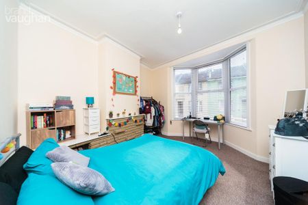4 bedroom terraced house to rent - Photo 4