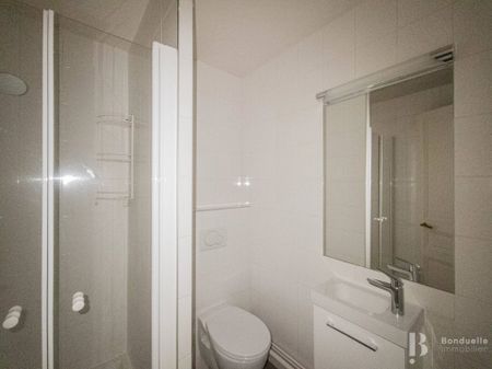 Rental Apartment Paris 15th - Photo 2