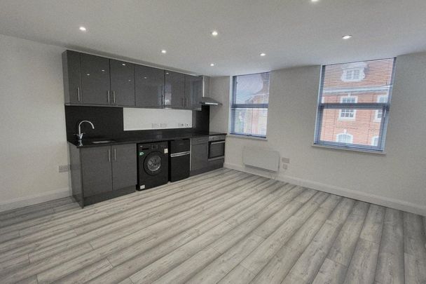 George Lane - Photo 1